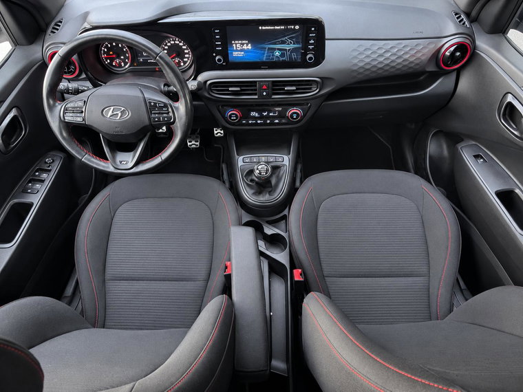 Vehicle Image 11