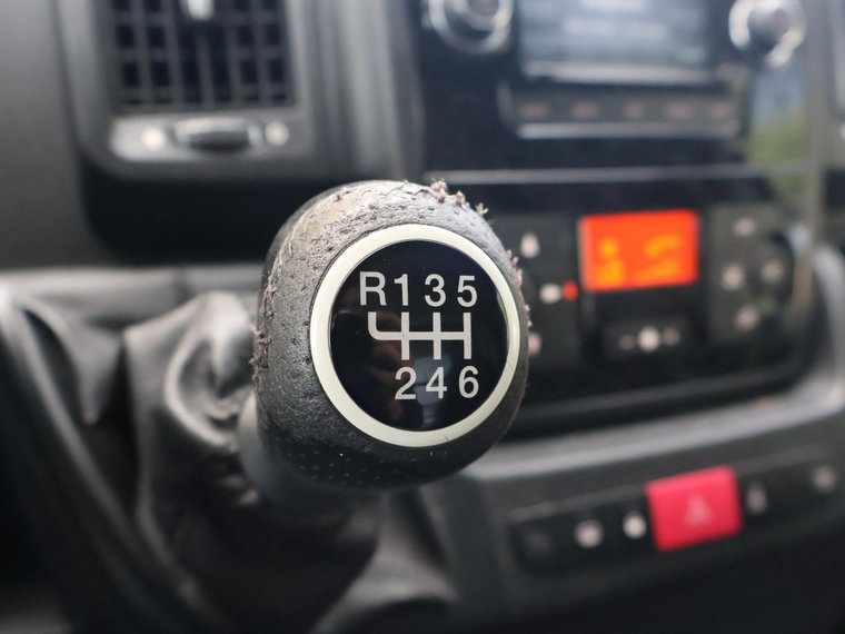 Vehicle Image 26