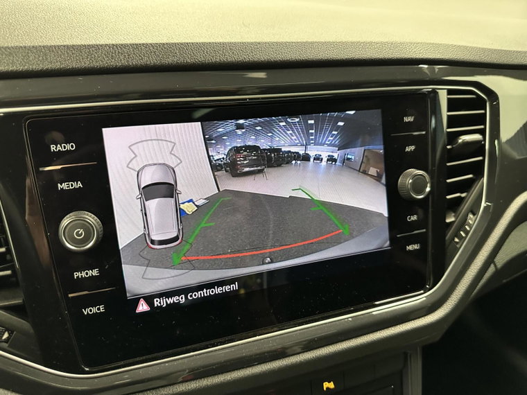 Vehicle Image 37