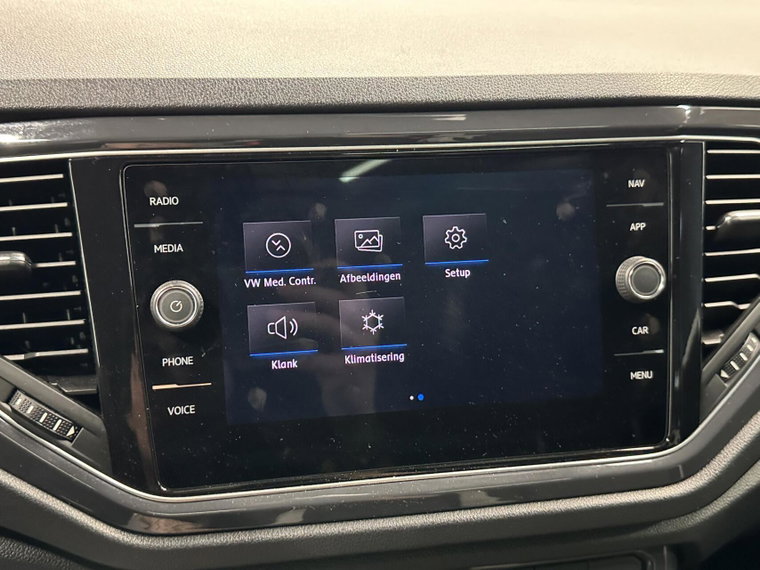 Vehicle Image 42