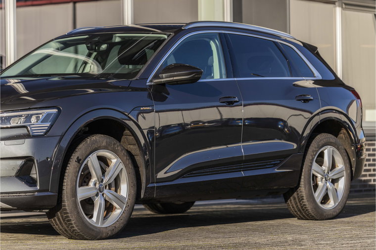 Vehicle Image 15