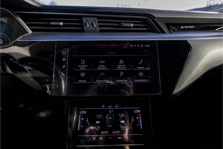 Vehicle Image 23