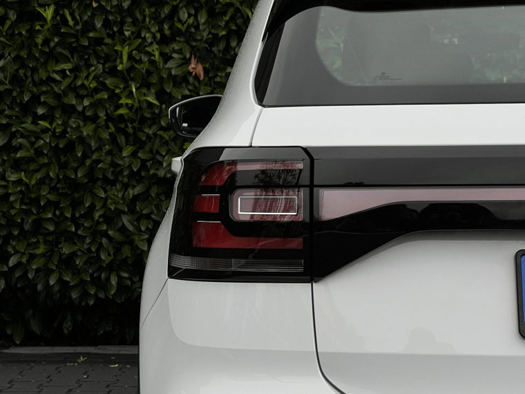 Vehicle Image 24