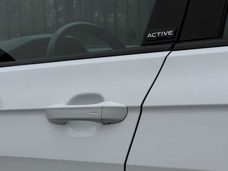 Vehicle Image 36