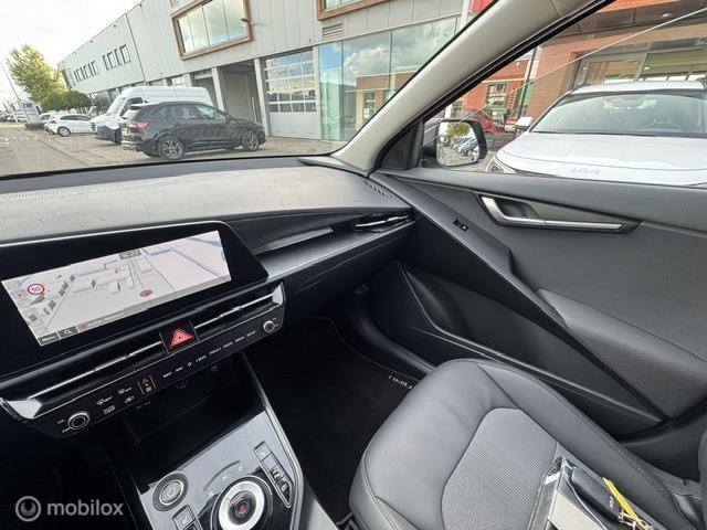 Vehicle Image 33