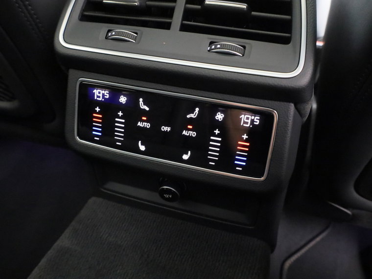 Vehicle Image 39