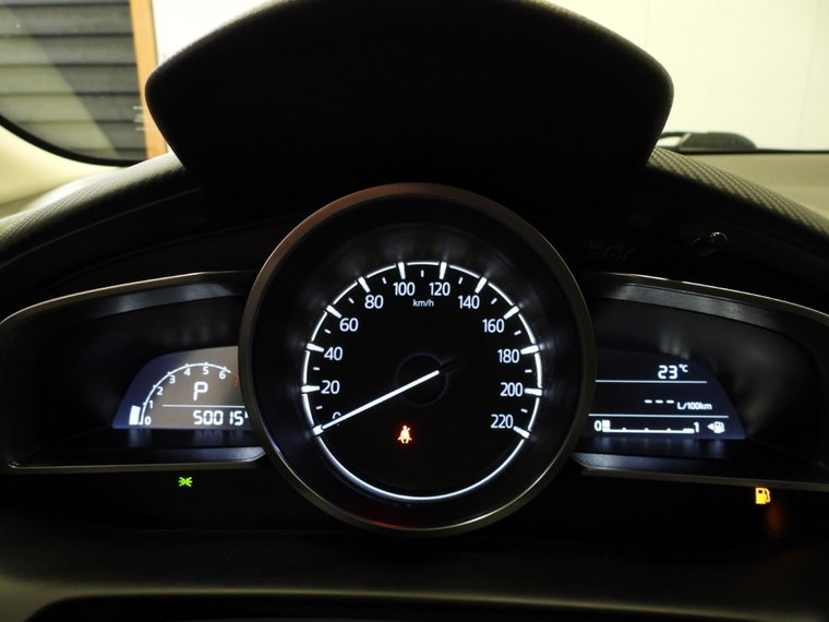 Vehicle Image 23