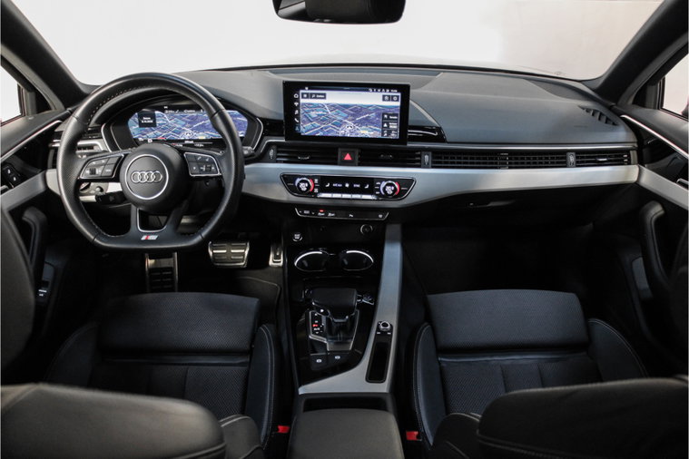 Vehicle Image 8