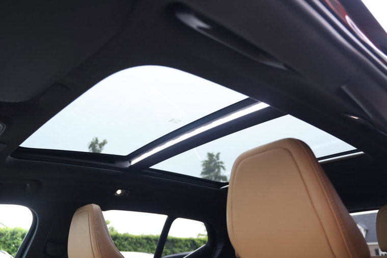 Vehicle Image 37
