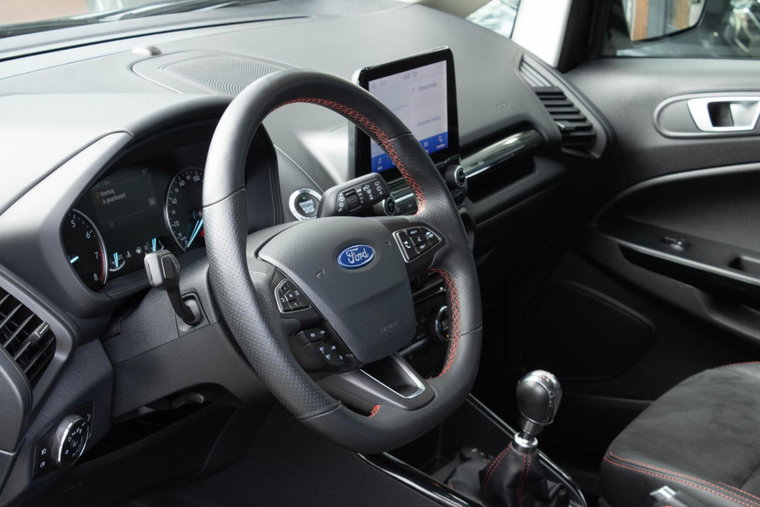Vehicle Image 19