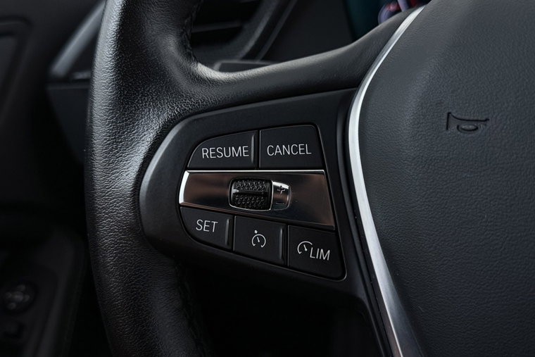 Vehicle Image 33