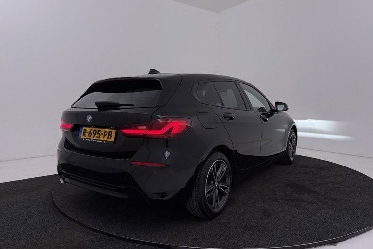 Vehicle Image 45