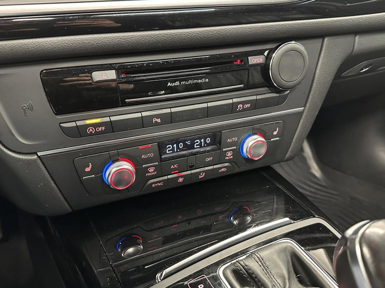 Vehicle Image 42