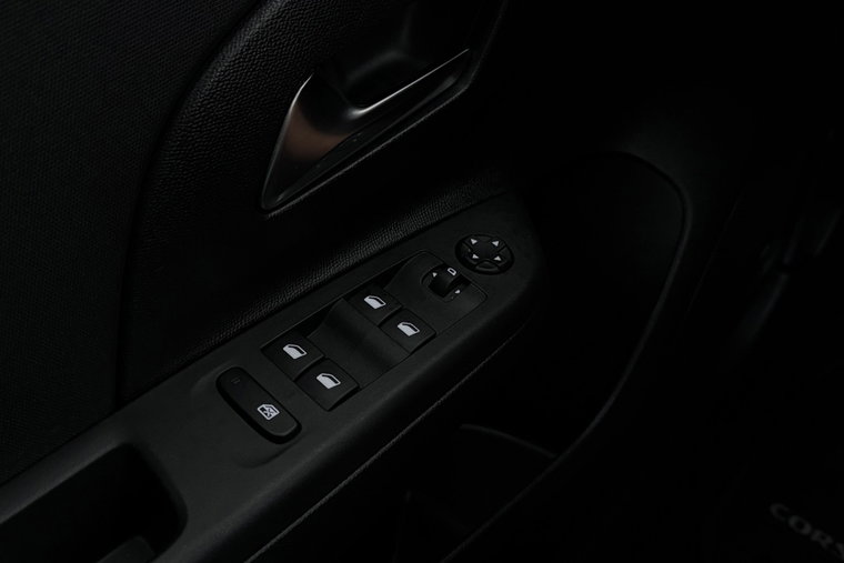 Vehicle Image 37