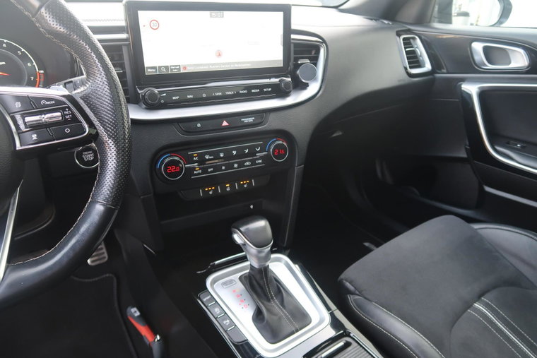 Vehicle Image 40