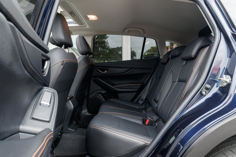 Vehicle Image 12