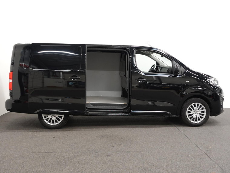 Vehicle Image 38