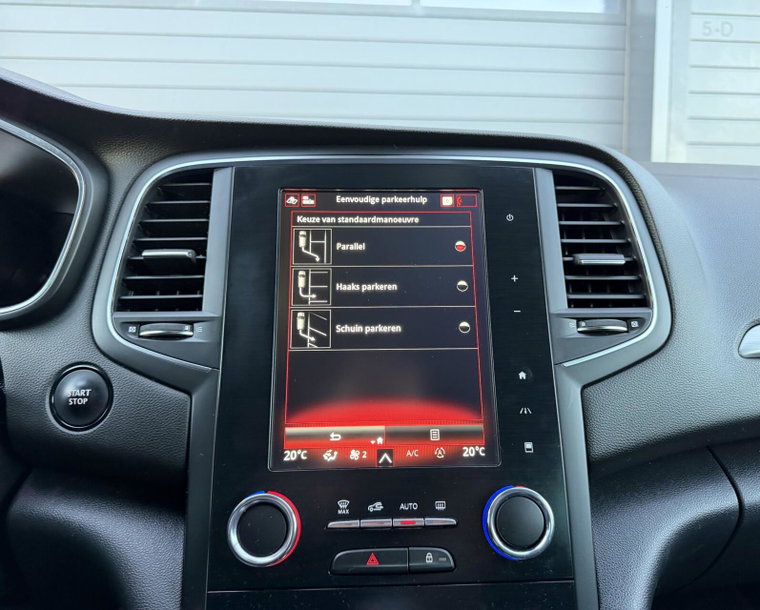 Vehicle Image 35