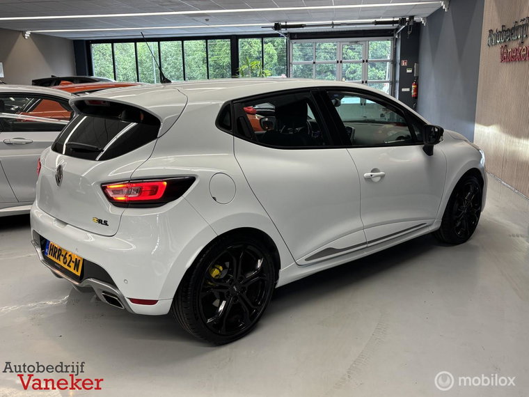 Vehicle Image 28