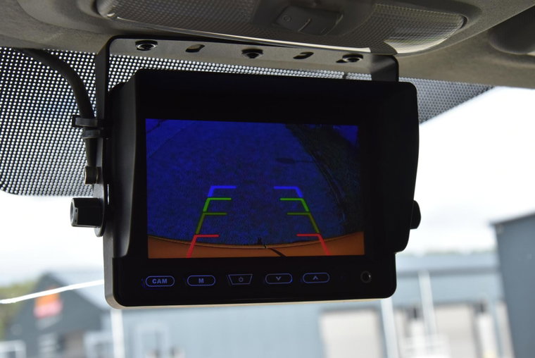 Vehicle Image 15
