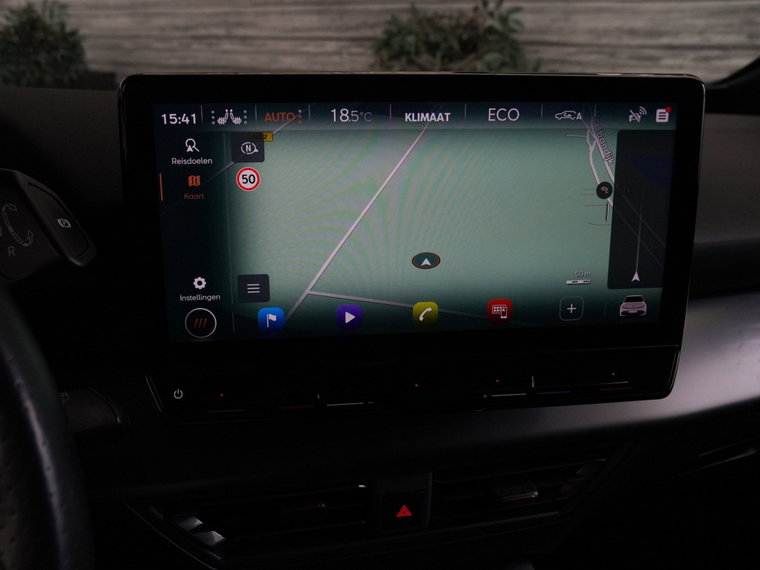 Vehicle Image 35