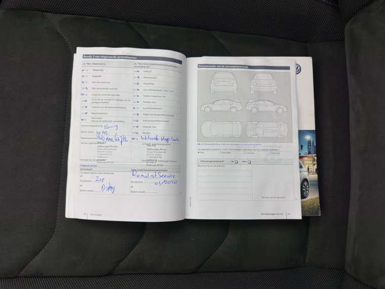 Vehicle Image 35
