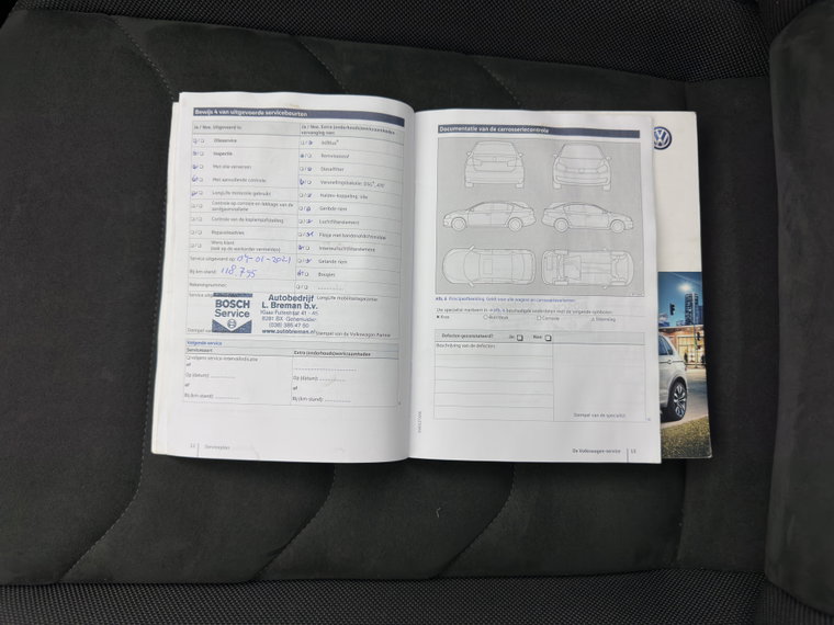 Vehicle Image 36