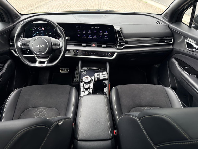 Vehicle Image 30