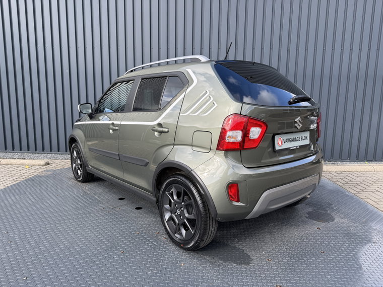 Vehicle Image 12