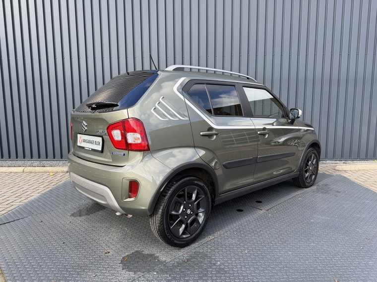 Vehicle Image 9