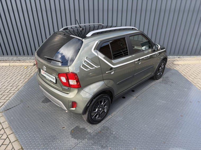 Vehicle Image 10