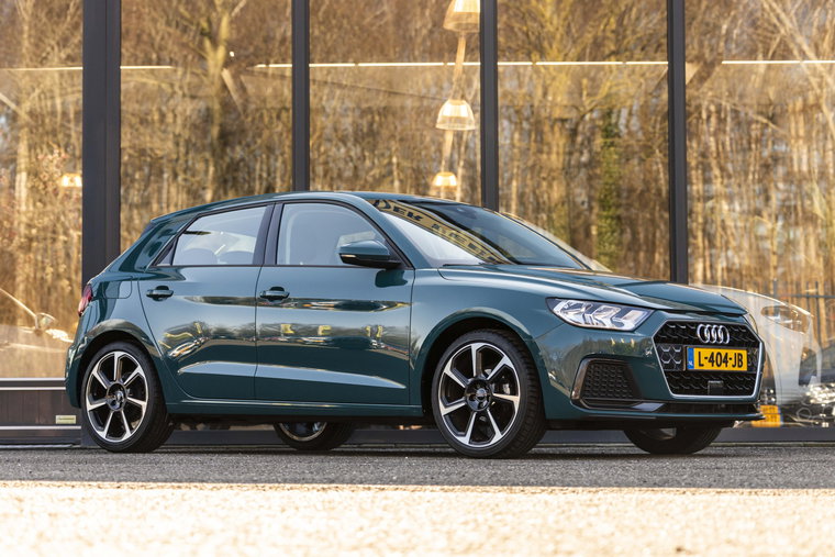 Vehicle Image 1