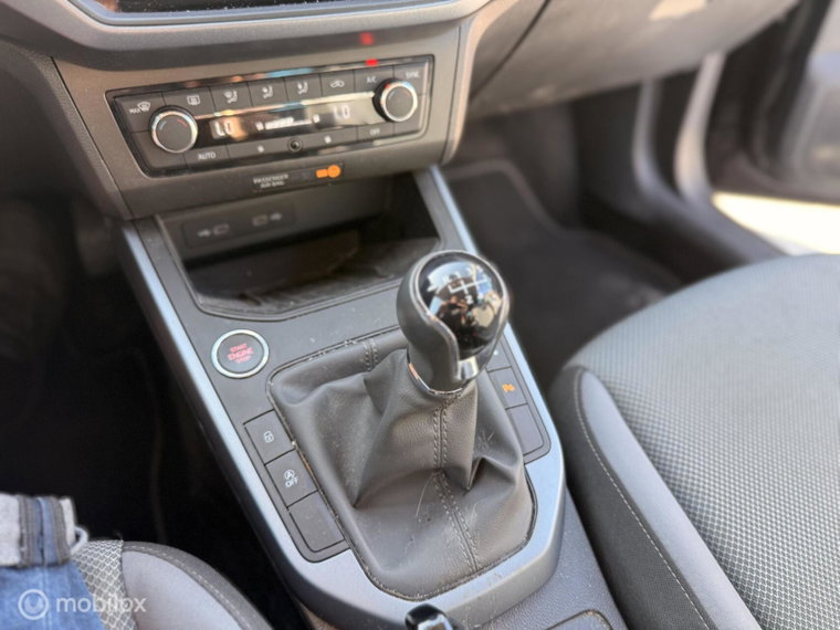 Vehicle Image 24