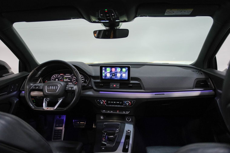 Vehicle Image 8
