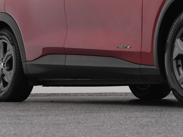 Vehicle Image 39
