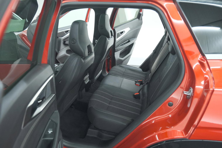 Vehicle Image 35