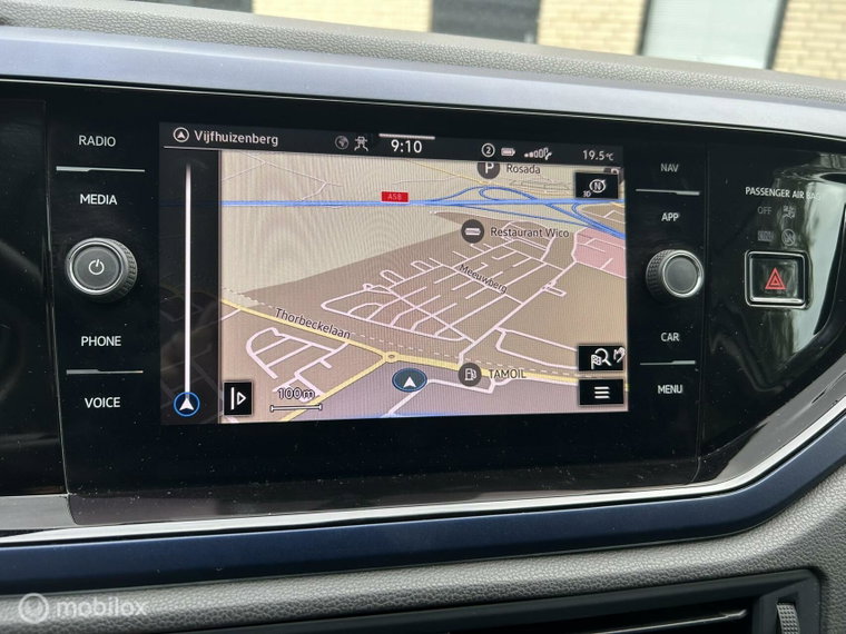 Vehicle Image 23