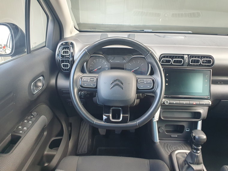 Vehicle Image 17