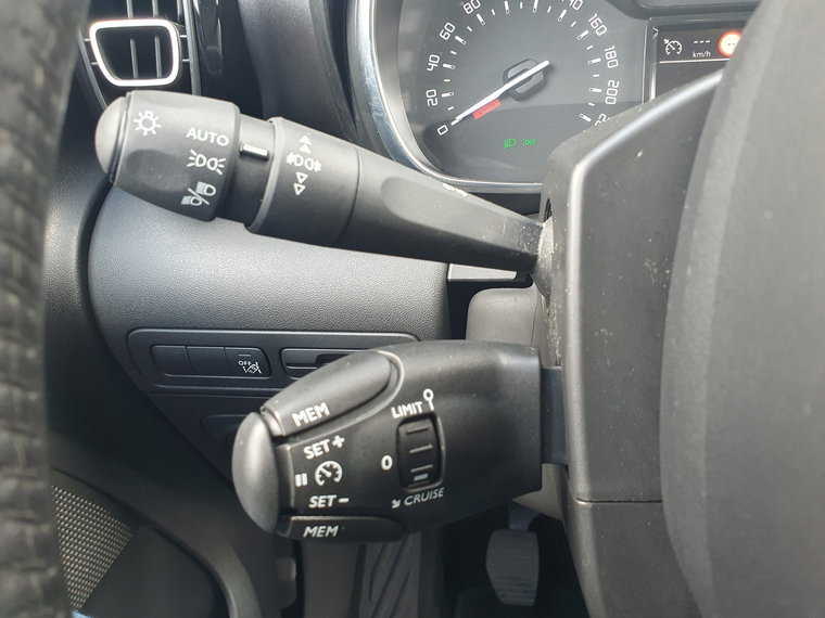Vehicle Image 39