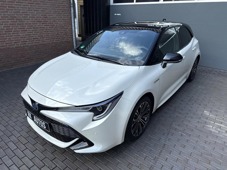 Vehicle Image 12