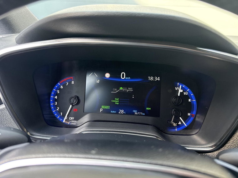 Vehicle Image 25