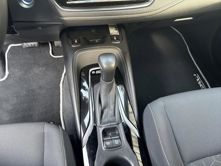 Vehicle Image 32