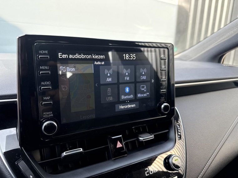Vehicle Image 33