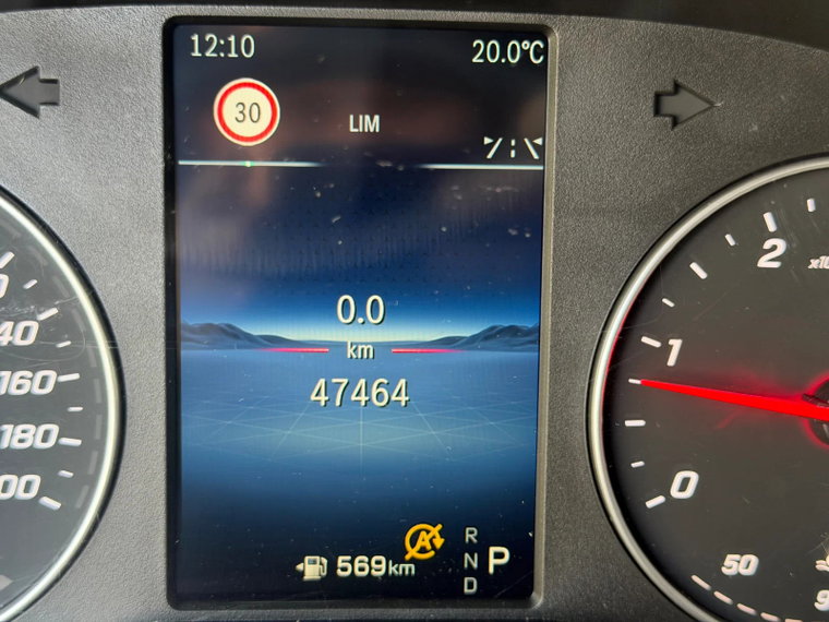 Vehicle Image 21
