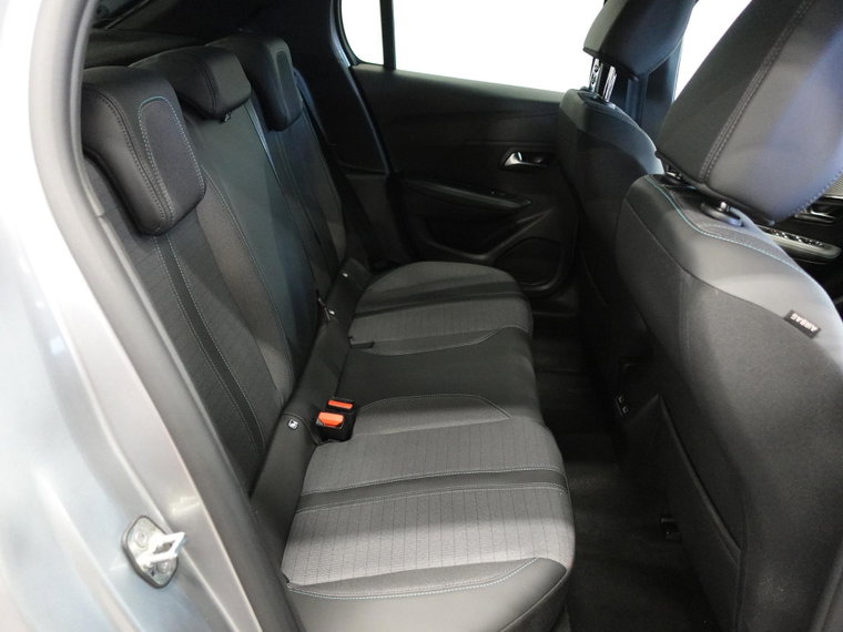 Vehicle Image 39