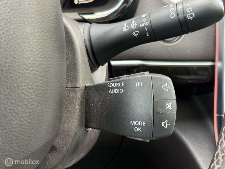 Vehicle Image 28