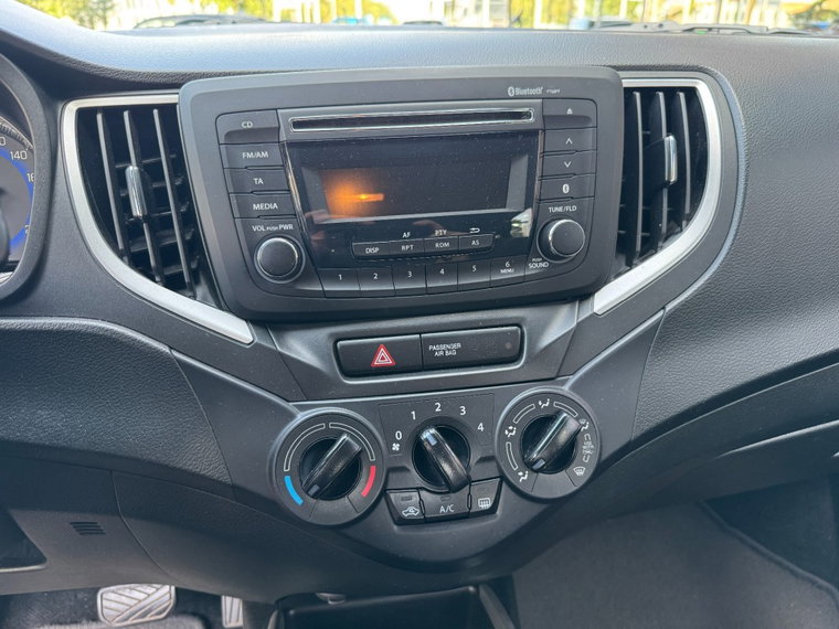 Vehicle Image 17