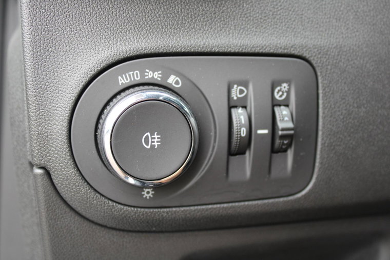 Vehicle Image 19