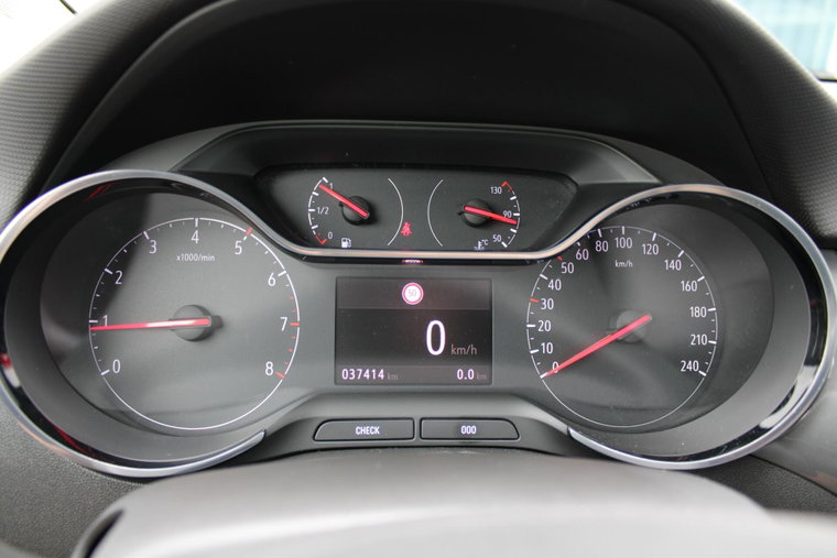 Vehicle Image 23