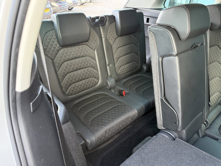 Vehicle Image 45